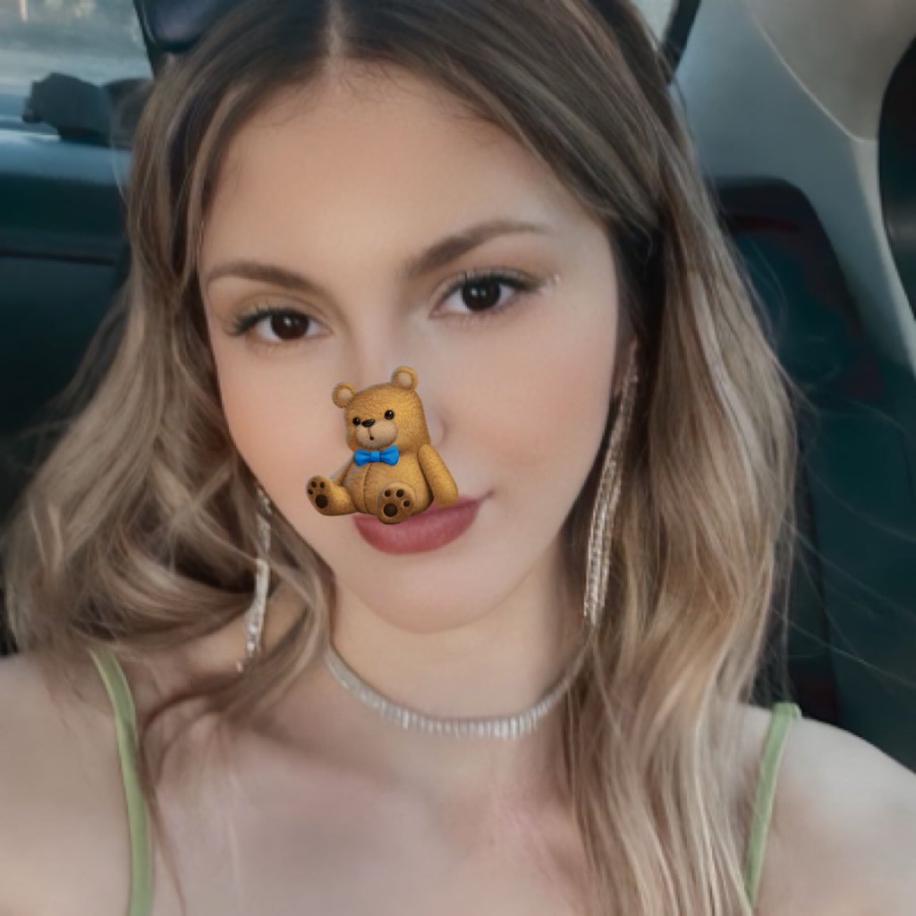 rose_born_'s profile picture. makaradayız sakiiin