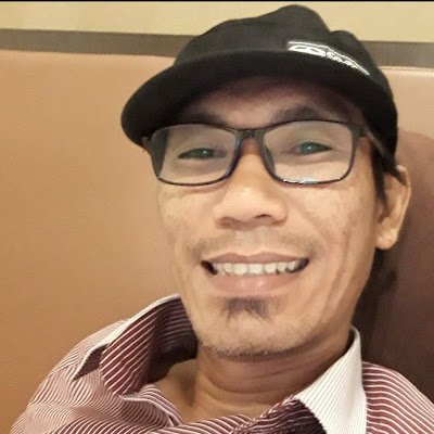 RombenganC50599's profile picture. 