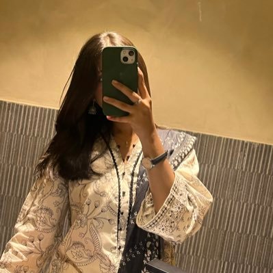 whotameeen's profile picture. still figuring out what to write here.