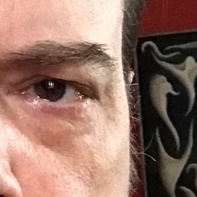 Der_Ahnenspross's profile picture. Von tonal bis atonal. Schwarz und Weiß.