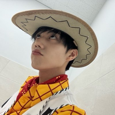 raskolinkofav's profile picture. Si vis amari, ama