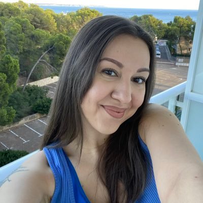 jelenarzvc's profile picture. she/her | 27 | taken ♥️ | Tv-Show enthusiast (Multifandom) | TikTok: jelena.nadja | IG: jelenarzvc | POETRY ✍🏻