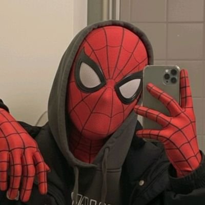 Aroel__'s profile picture. 