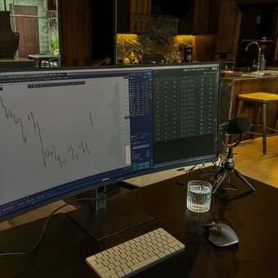 Murithi_M1's profile picture. B.E.d (Arts) /Trader building a legacy/Optimistic about market moves and seizing opportunities. Let's talk pips and potential. 📈