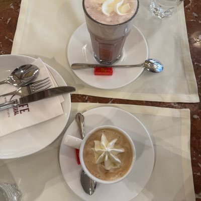 nnbrmoko's profile picture. ゆるく、のんびりが人生のテーマな普通のOL。婚活中。旅行/読書/花/馬/茶道/刺繍etc好きなこといろいろ。日々のことや悩みも雑多に呟く。無言フォロー失礼します🙇‍♀️