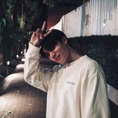 beyourdss's profile picture. fan acc ♒︎ 🧤⌇🥛 ! #cmsbeyourdss