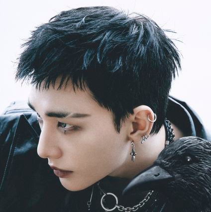 hwngbini's profile picture. felt like spring would come so soon ☆⊹₊⋆ | 🔞 minors dni please! |
roommates brought together by fate 🩷🤍
saw skz 15/07/25