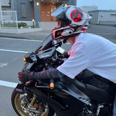 cbr1000rrr38198's profile picture. #CBR1000RRR 　

神奈川、東京によく出没します。

フォロー大歓迎、ツーリングのお誘い大歓迎！！

Instagram→https://t.co/DtOWEEfF8d