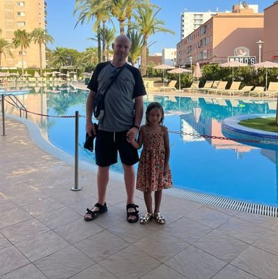 RobertLeeGBR's profile picture. 