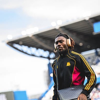 WillJH21's profile picture. Tweet a lot about AS Roma and Italian Football. Sometimes about English Football and the NFL too. Forza Roma ❤️💛🐺