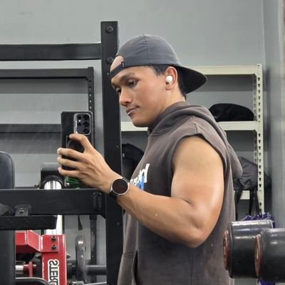 pragutilitarian's profile picture. stay grounded. INFJ-T. 👻: ammarhazly