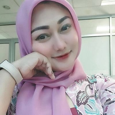 mutnaliadaw's profile picture. insta : mamahicaah 
F45 | Hanya membalas chat pria yang kirim FTO KNTOLNYA chat https://t.co/AOip5F6DVB