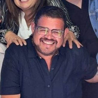 adro78's profile picture. En ocasiones dibujante, en ocasiones lonchero pero constantemente feliz 😁 🏳️‍🌈 🇲🇽 27 Años sin ejercer la Heterosexualidad