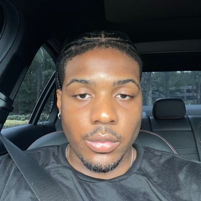 Lo0ue_'s profile picture. Go outside.