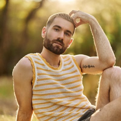 Tyler_Hughes25's profile picture. Artist ✌️️🎉 he/him IG: tylerrhughes “Take Me Back” link below