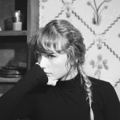 toby2528's profile picture. love everything vinyl and cd related!! swifite but also love Sabrina, Olivia, and Karol G!! 🫶🫶