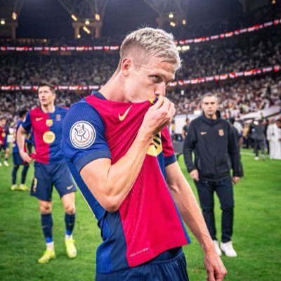 An_tsoltx's profile picture. Arsenal & Barça always. Dani olmo fan
