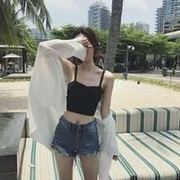 Klaxuis4793601's profile picture. 