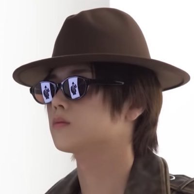 dvundvu's profile picture. 