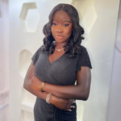 TheFavourBenson's profile picture. | Economist | | Twinsister – @i_m_fortune | Jesus ❤️ | Data Enthusiast | Micah 7:7 | IG: @TheFavourBenson |