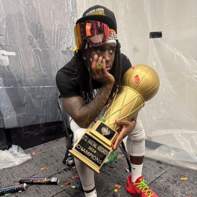 Zovex1x's profile picture. Any thing’s possible