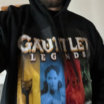 ghostoftimo's profile picture. 🏋🏻♂️🎮