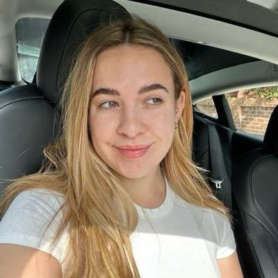 Rose323034276's profile picture.