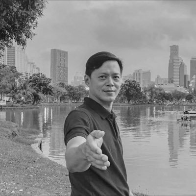 SantSantsith_N's profile picture. สัณห์สิทธิ์ เนาถาวร สมาชิกสภากรุงเทพมหานคร เขตวัฒนา พรรคประชาชน (อดีดพรรคอนาคตใหม่ และอดีตพรรคก้าวไกล) ) Member of Bangkok Metropolitan People’s Party