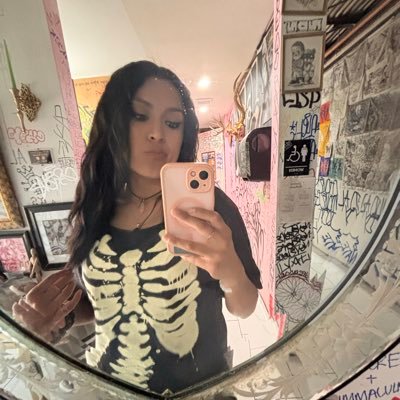 LaVieBaybee's profile picture. Twitter Philosopher who tweets into the void.