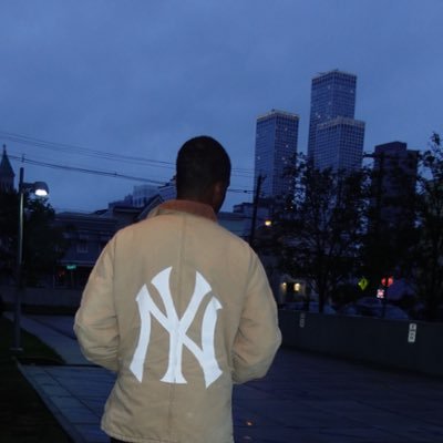 ERICEVANDER__'s profile picture. The PINNACLE 🐘🗽