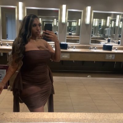 Yasmenn91's profile picture. I promise you this my last page 🙄😫