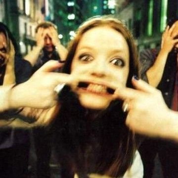 hipoporia's profile picture. 🪶