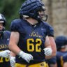 GarrettM_62's profile picture. OL @UWECfootball ‘28