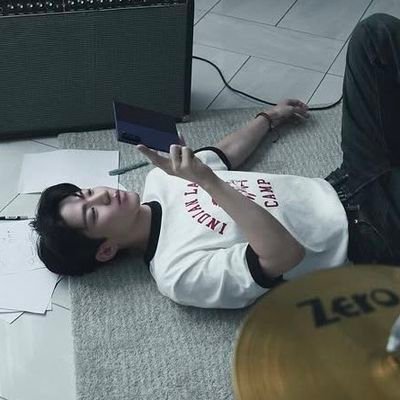 kazletta's profile picture. dowoon, day6, eaj, one direction, niall horan, roblox, k-actor/actress biasedㅣElectrical Engineering'20✨