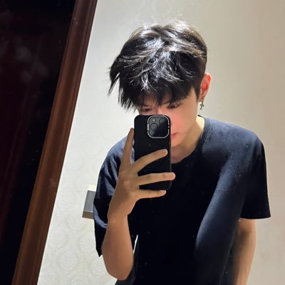 BookWass1014's profile picture. 细狗随便拍拍 | 04 | 175 | 110 | 厦门 | 微双 喜甜妹(男大也可) 🙅🏻‍♂️重口/男桐/伪娘/胖滚 推止于推 私信会回复 🛰️LanPeng-XM