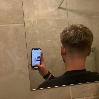 Sebastiann_2025's profile picture. 22