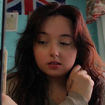 luu_gnzlzz's profile picture. 