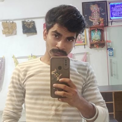 priyanshug24500's profile picture.