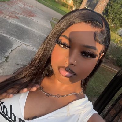 MaeTrenise_'s profile picture. Doggy Dog 🐶 🫦