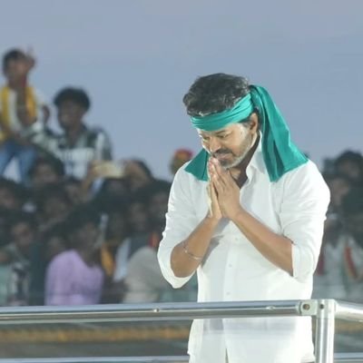 108_Dinesh's profile picture. follower of @actorvijay -  #Raashiikhanna @Samanthaprabhu2 @andrea_jeremiah - @kalyanipriyan - @ashikaranganath