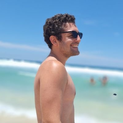 Itsmeale08's profile picture. desabafos, comentários aleatórios e nem sempre muito educados de um pai de pet recém formado e empregado