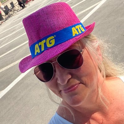 traecy_overby's profile picture. Travtokig livsnjutare🥂🍾💃❤️ Älskar god mat och goda viner🍷