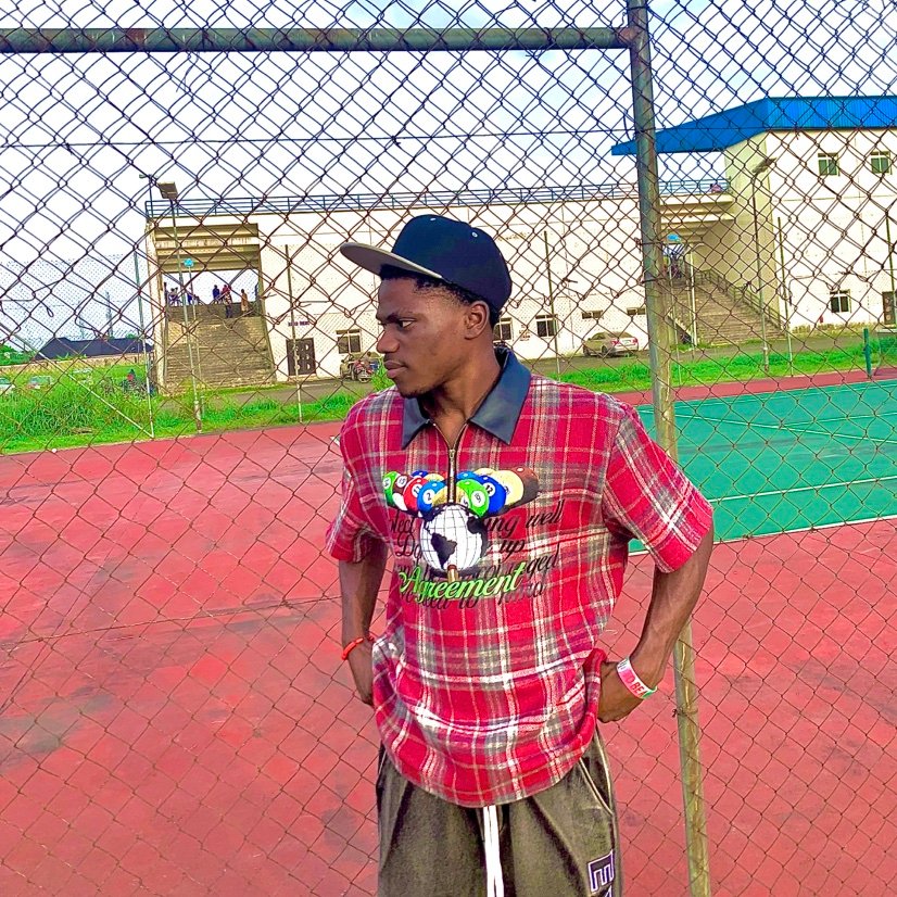 Precious7zer's profile picture. 