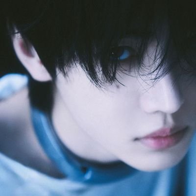 sunarinnrin's profile picture. al borde del suicidio