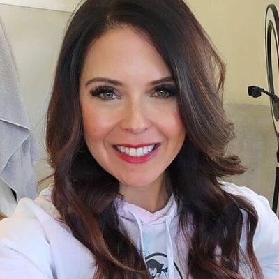 SandraW98215's profile picture. 🥰