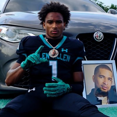 JayvionHarris13's profile picture. Glen Allen High school |NCAA ID 2504584303 |40 yard dash 4.46 |Track Regional Champ|🏃🏾🏈| ATH Co 26 |3.2GPA | DUAL THREAT| jayvion1hunnid23@gmail.com