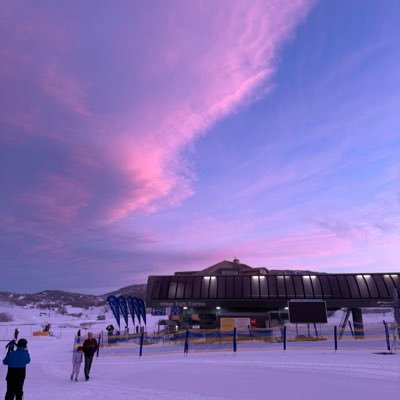 DZWHAGG's profile picture. 