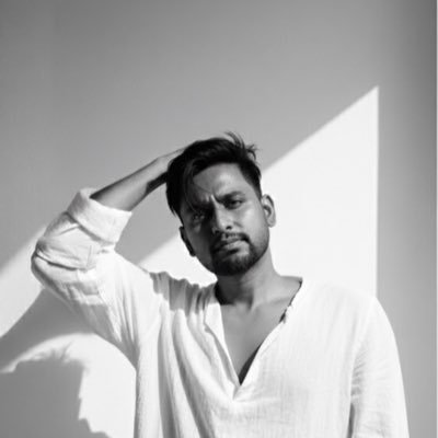whynotraja's profile picture. flawed imperfect hooman!