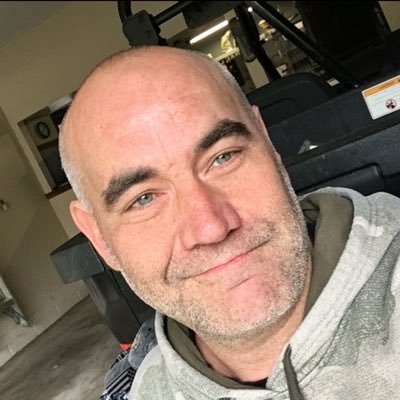 robledo_fr78755's profile picture. Quality Ironman  helmets available,we supply all over the world 🌏