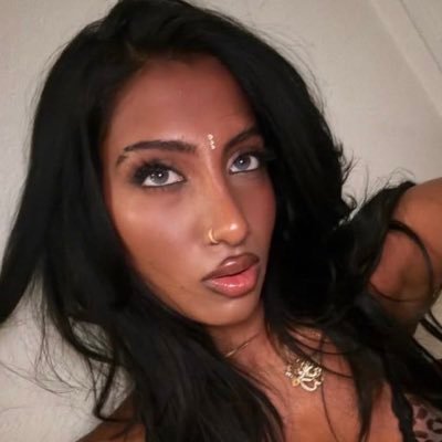 vampzini's profile picture. i can show you what you’re missing ⋆｡°✩
